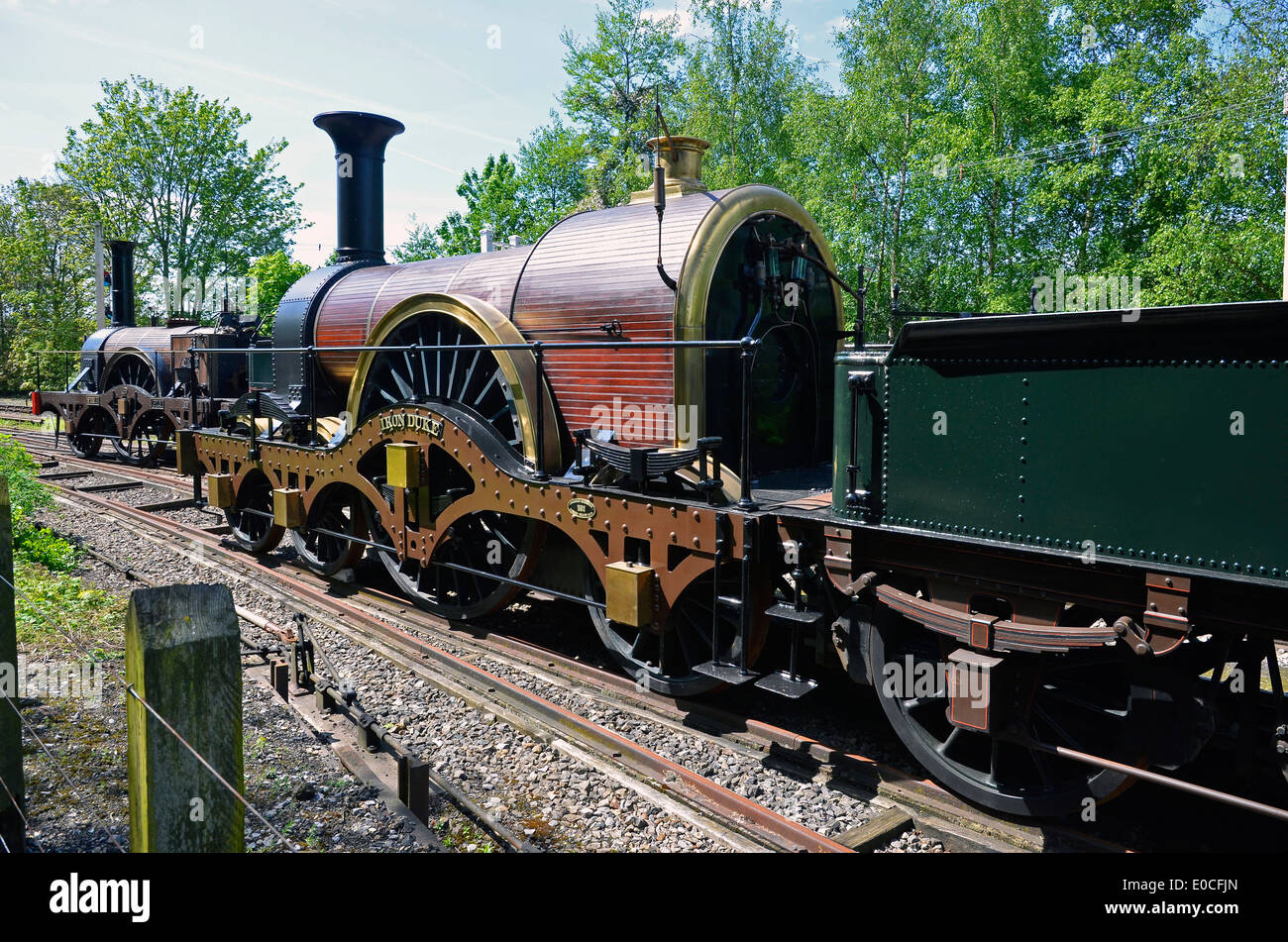 Didcot Railway Centre, home of the Great Western Society. Two replica broad gauge steam engines designed by Gooch on display. Stock Photo
