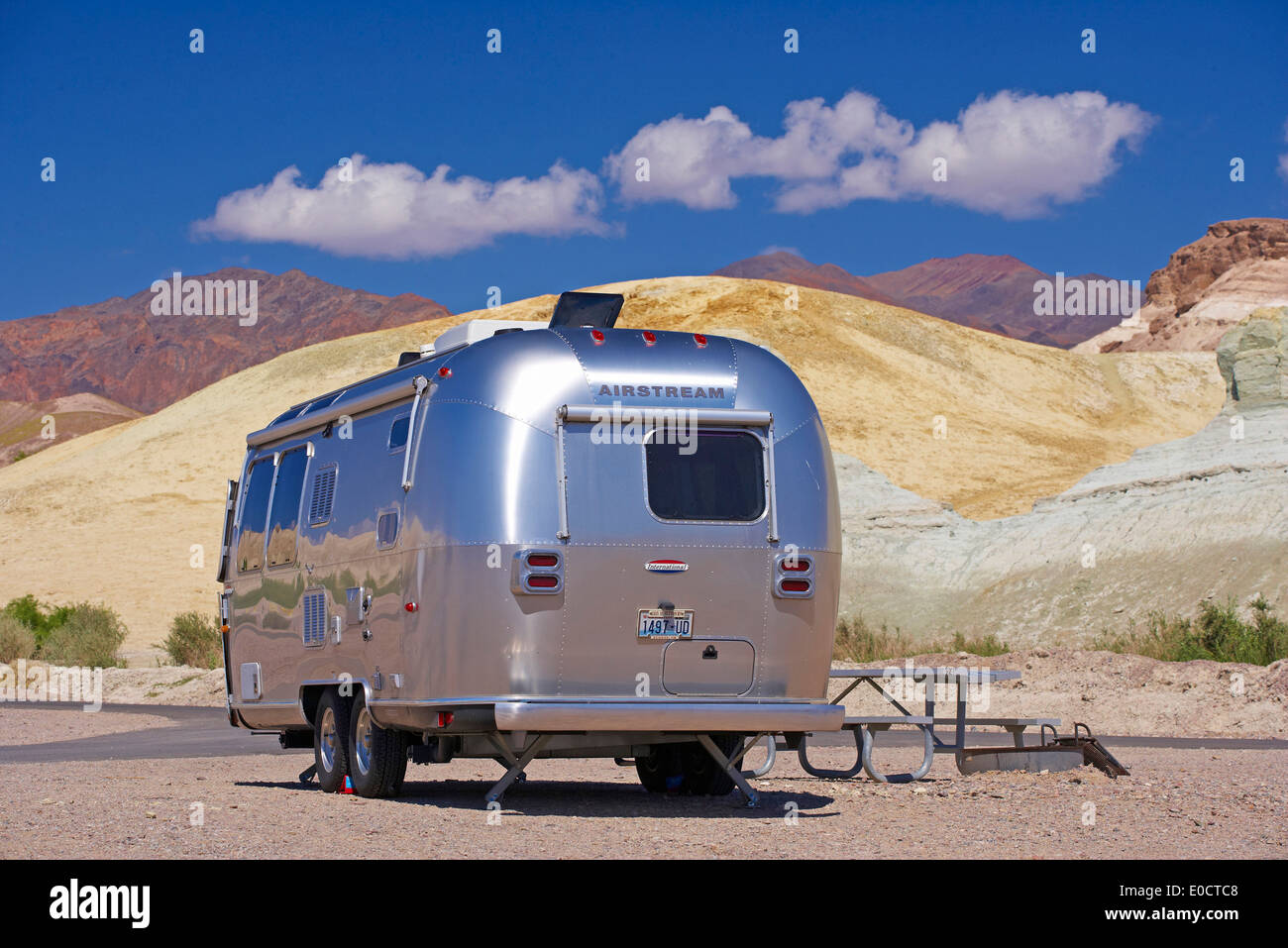 Silvery Airstream mobile home in the desert, Death Valley National 