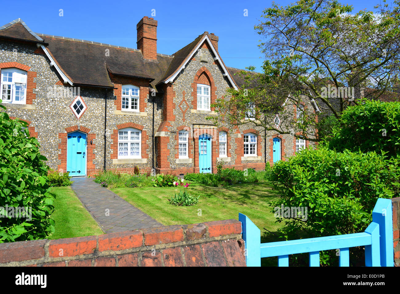 Stone cottages, Swakeley Road, Ickenham, London Borough of Hillingdon, Greater London, England, United Kingdom Stock Photo