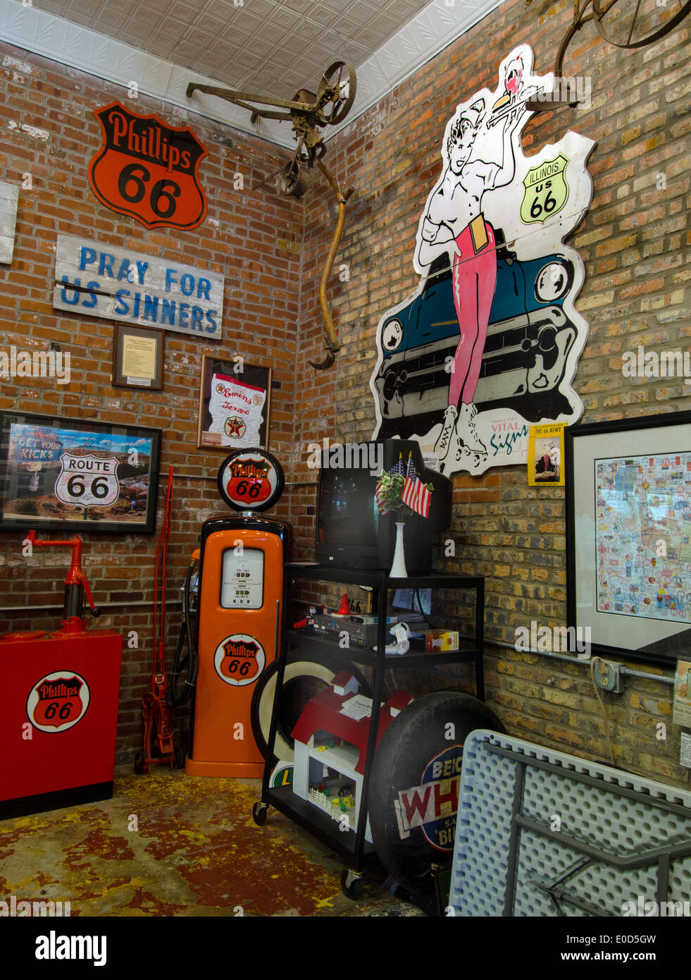 Exhibit in the Route 66 Hall of Fame and Museum in Pontiac, Illinois, a town along Route 66. Stock Photo