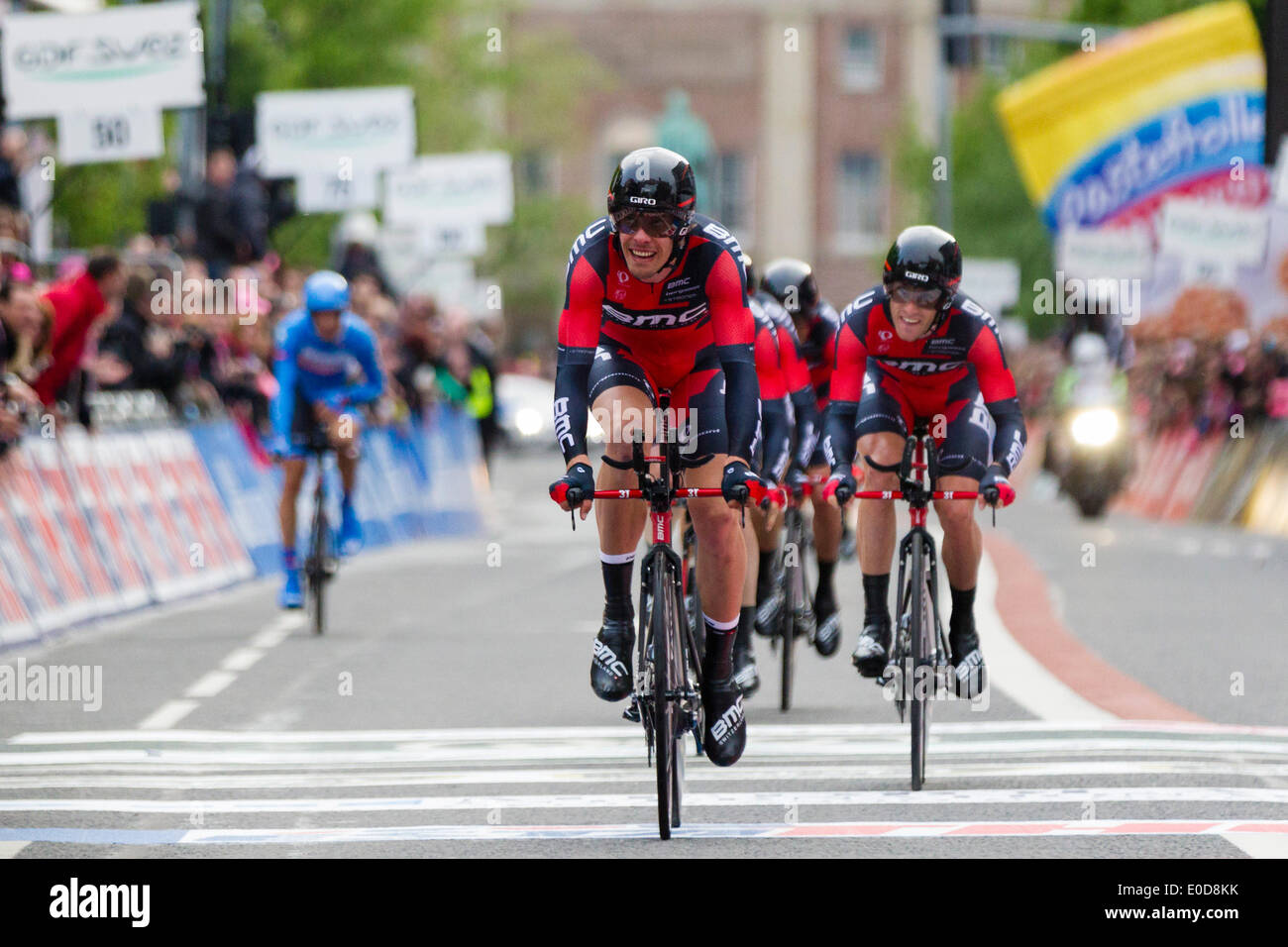 Belfast, North Ireland. 09th May, 2014. BMC Racing Team riders push hard as they cross the finish line during the Team Time Trial and opening stage of the Giro d'Italia. Credit:  Action Plus Sports Images/Alamy Live News Stock Photo