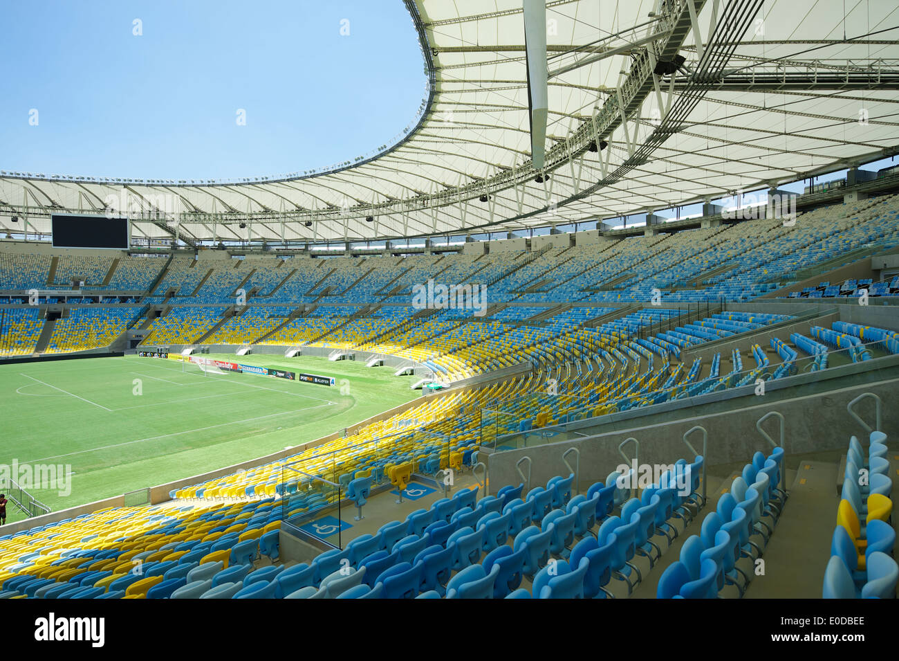 Seating at maracana stadium hi-res stock photography and images - Alamy