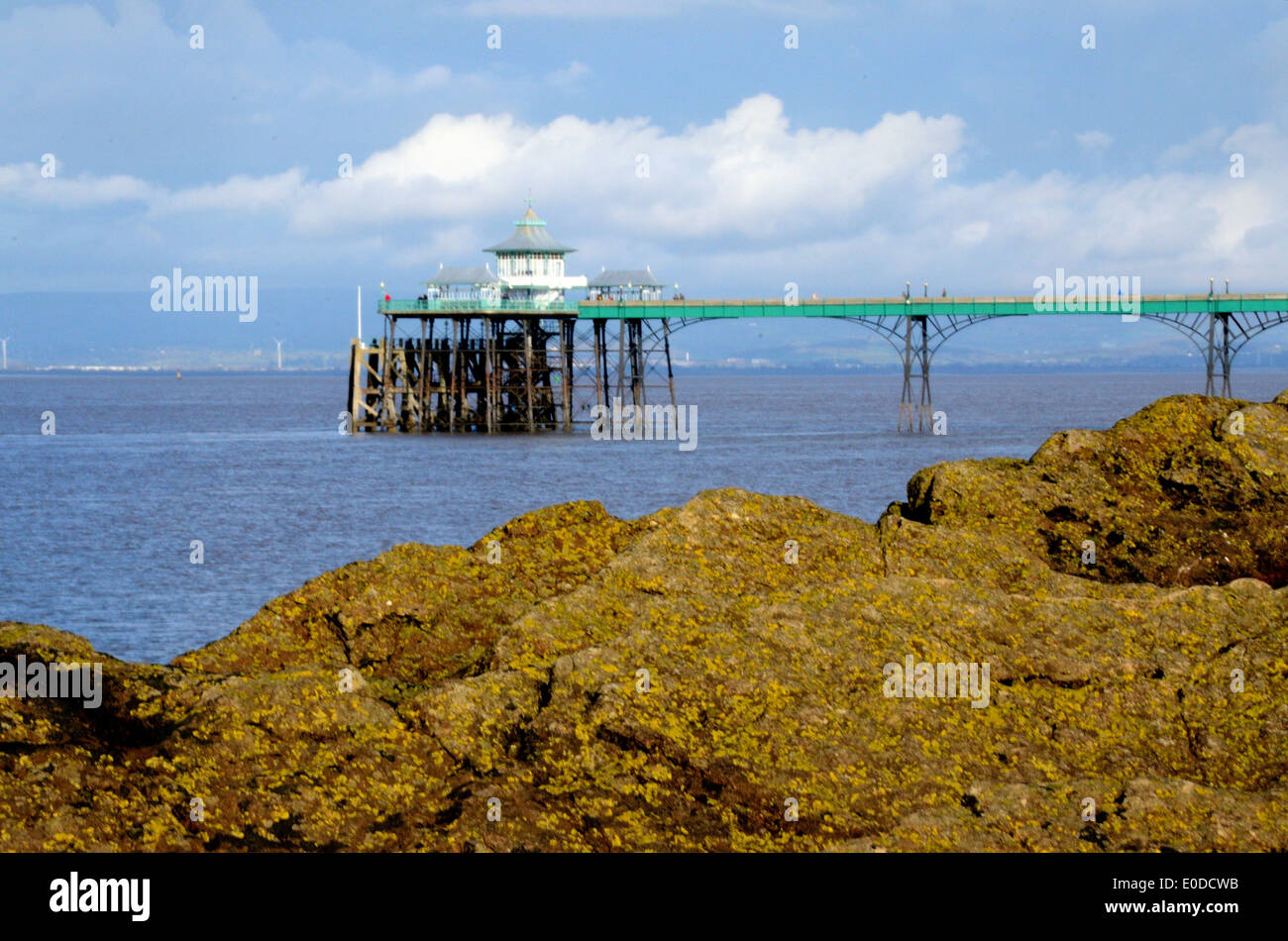 Clevedon beach hires stock photography and images Alamy