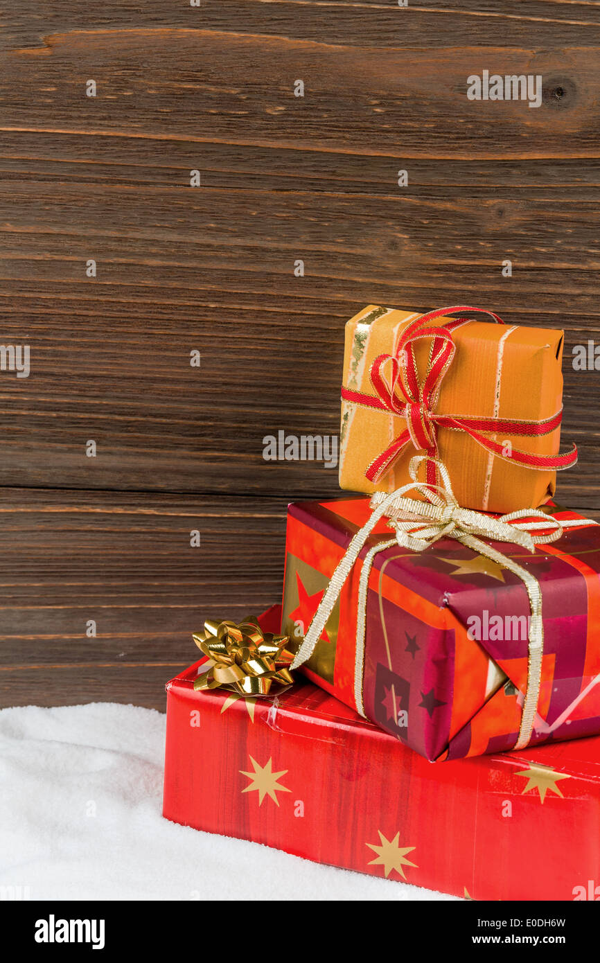 Several packages of presents for Christmas lie on top of each other, Mehrere Paeckchen von Geschenken fuer Weihnachten liegen au Stock Photo