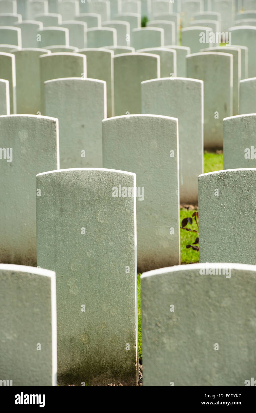 Headstones of soldiers of the First World War, Ypres Belgium Stock ...