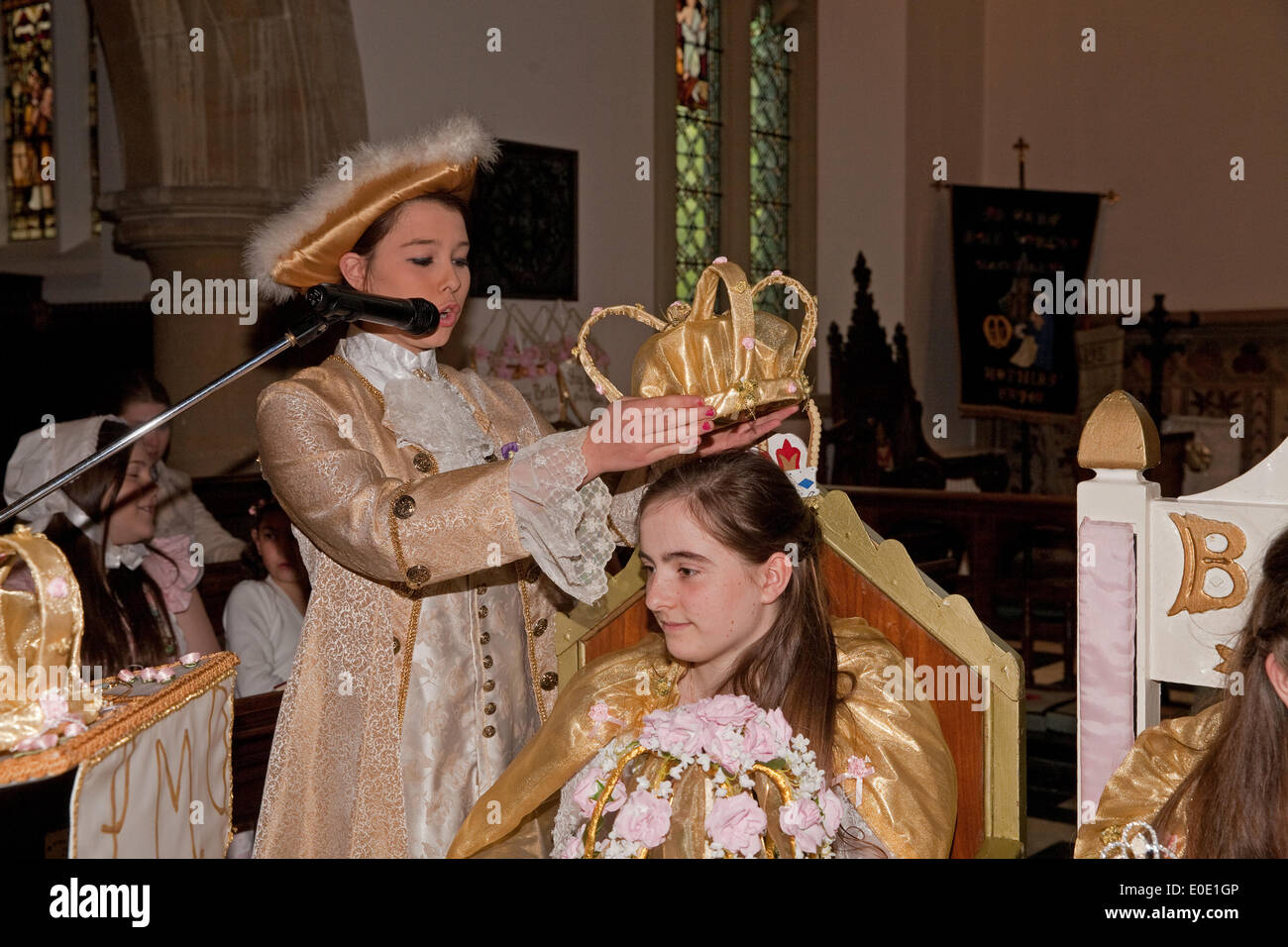 Hayes,UK,10th May 2014,The crowning ceremony of The London May Queen Robyn Try took place in Hayes Church, Ken Credit: Keith Larby/Alamy Live News Stock Photo