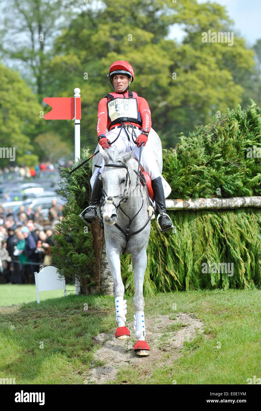 10.05.2014. Badminton, Paul Tapner (AUS) during the Cross Country phase of the Badminton Horse Trials from Badminton Park.Paul Tapner (AUS) riding Kilronan Stock Photo
