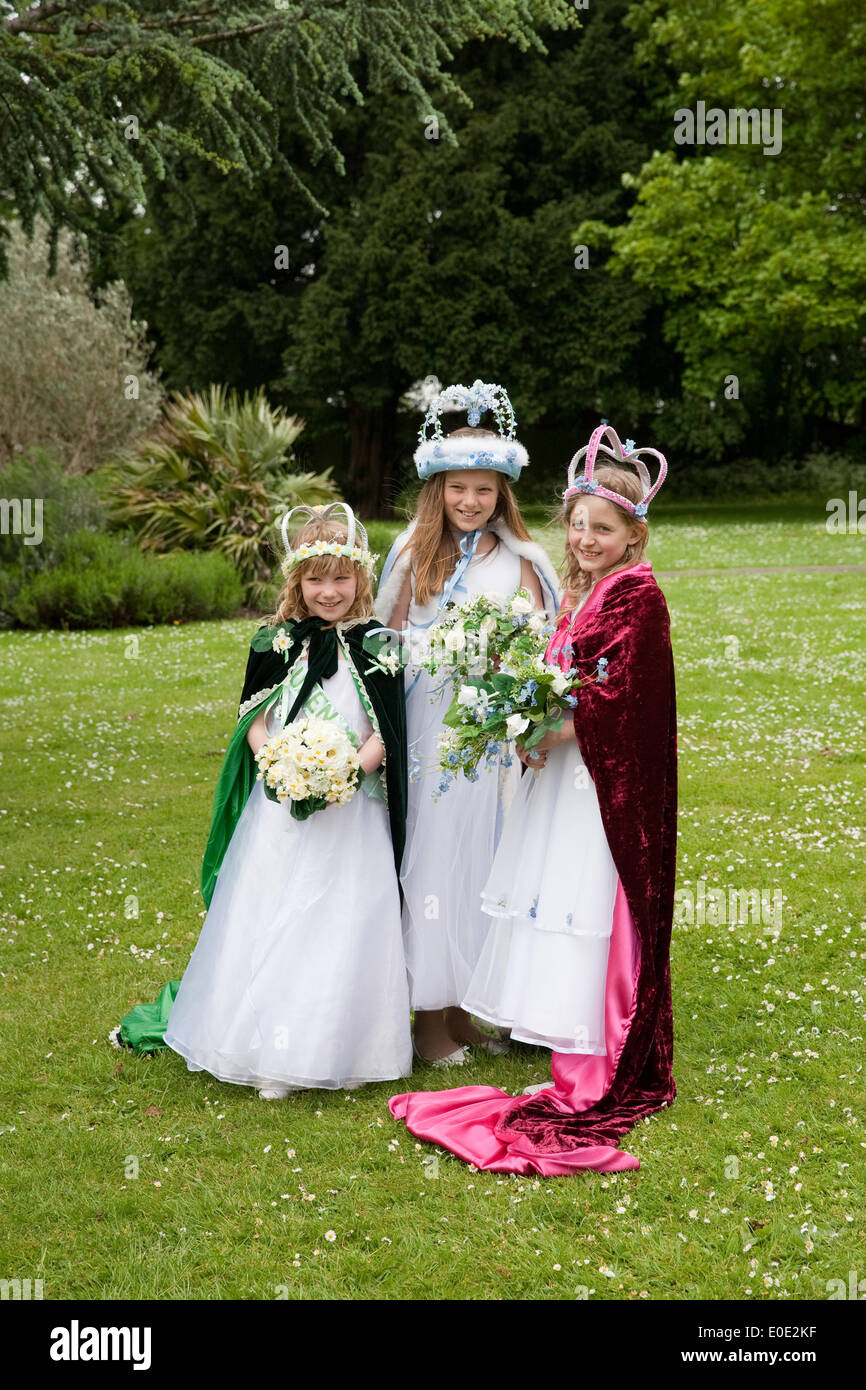 Hayes,UK,10th May 2014, Hayes May Queens pose for photos in the Library garden Credit: Keith Larby/Alamy Live News Stock Photo