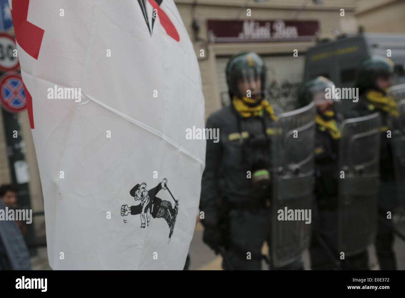 Turin, Italy. 10th May, 2014. People take part in a demonstration of the anti high-speed rail activists (No Tav, means No to high-speed train) on May 10, 2014, in Turin, Italy. Credit:  Simone Bergamaschi/NurPhoto/ZUMAPRESS.com/Alamy Live News Stock Photo