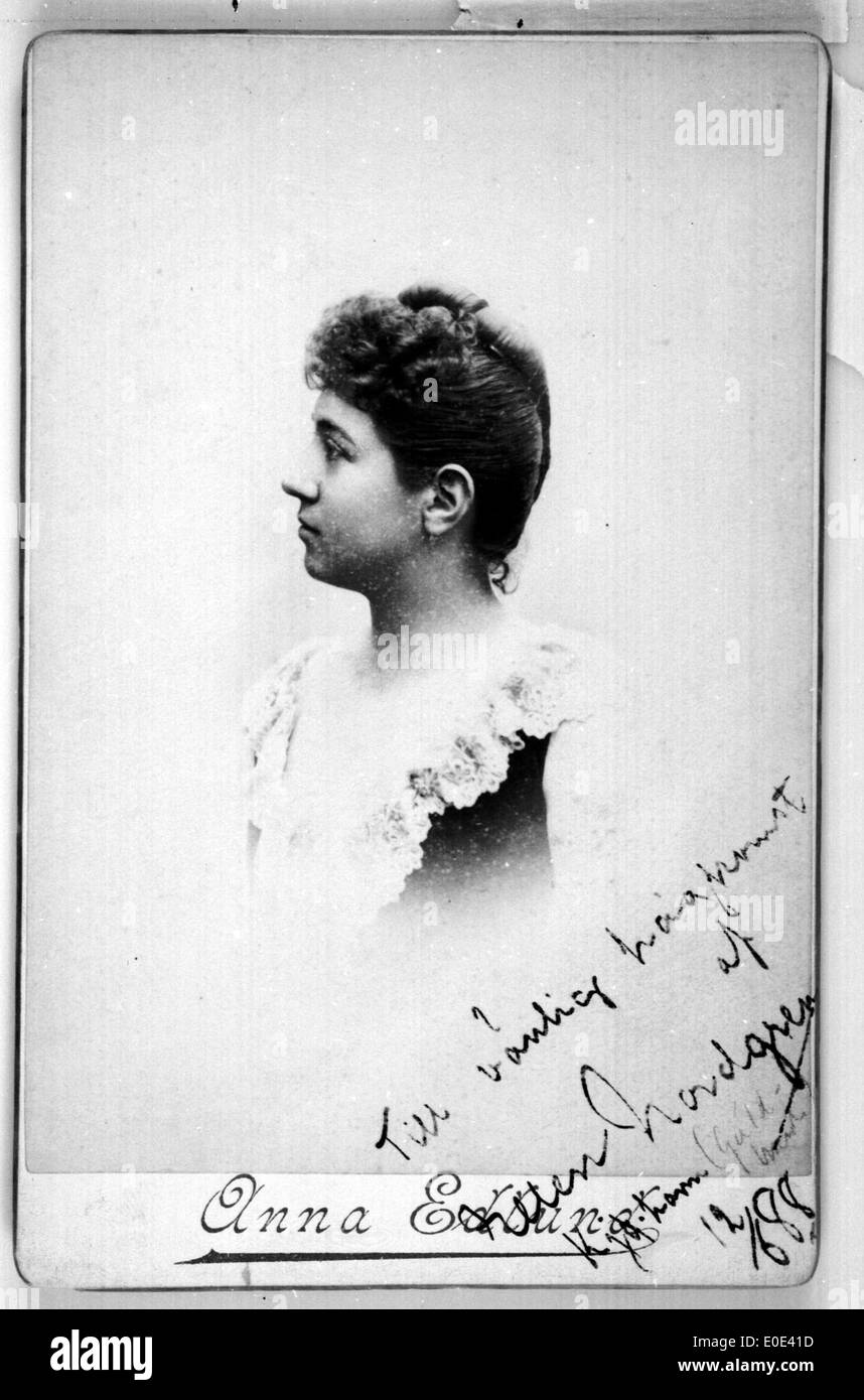 Page 2 - 1880's Woman Photo High Resolution Stock Photography and Images -  Alamy