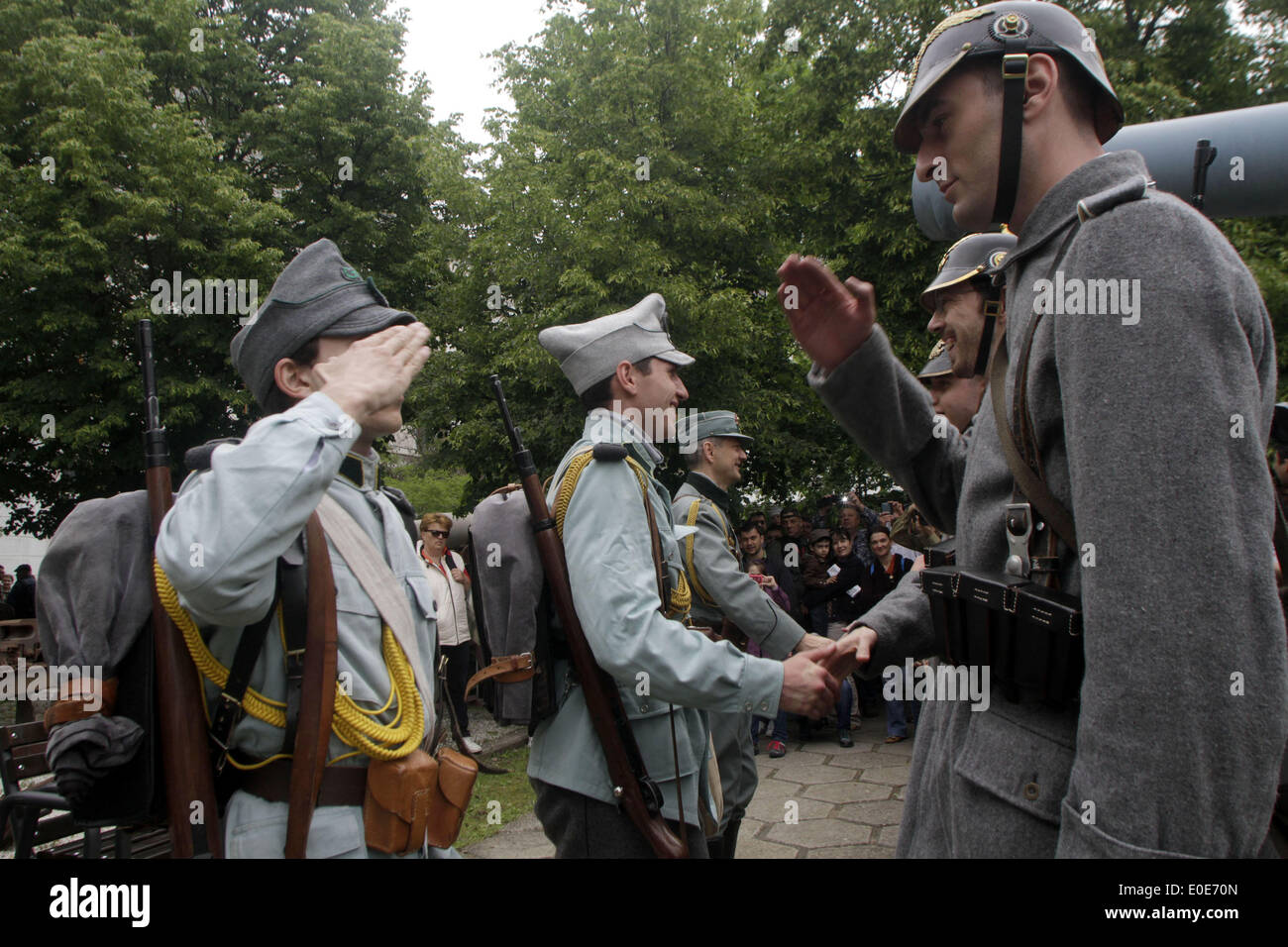 Bucharest, Romania. 10th May, 2014. People in WWI military uniforms of the  country participate in a parade at the National Military History Museum to  mark the centenary of WWI in Bucharest, Romania,