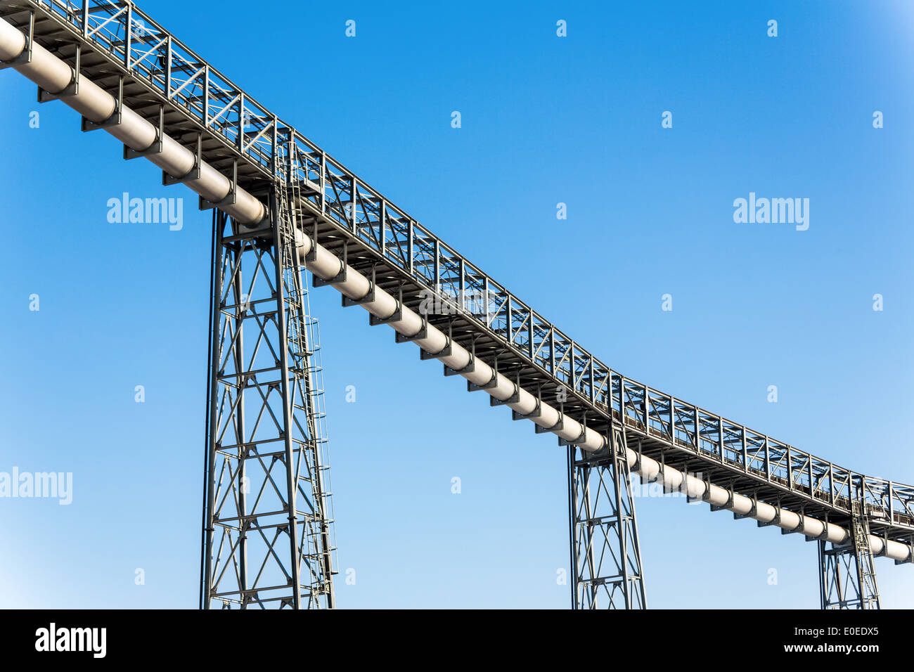 Conduit for industrial purposes, symbolic photo for transport, industrial construction, security of supply, Rohrleitung fuer Ind Stock Photo