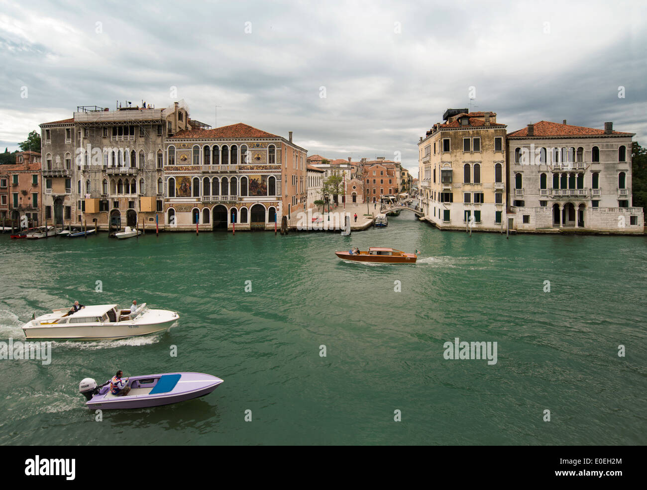 Venezia boats hi-res stock photography and images - Alamy