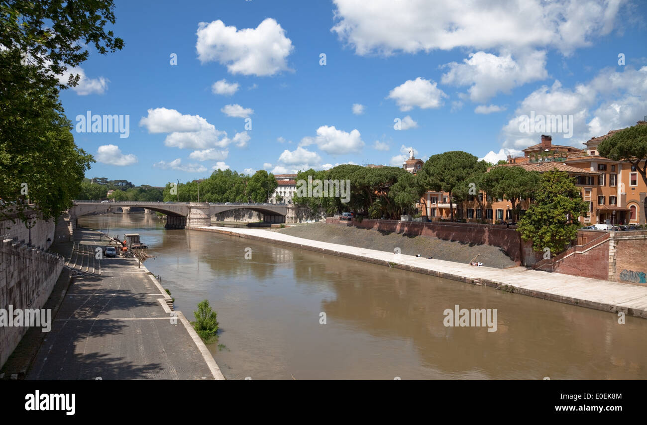 Tiberinsel e hi-res stock photography and images - Alamy