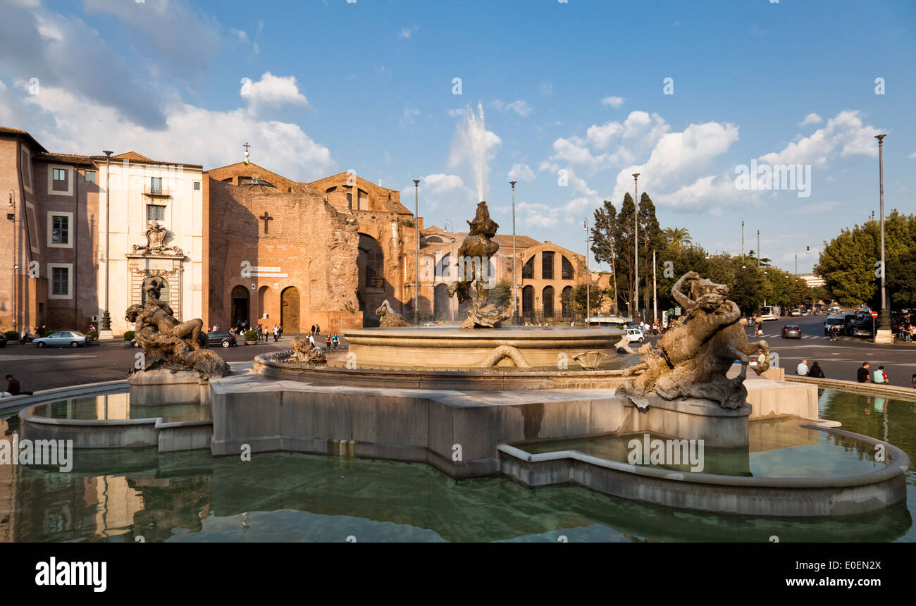 Fontana delle Naiadi, Rom, Italien - Fontana delle Naiadi, Rome, Italy Stock Photo
