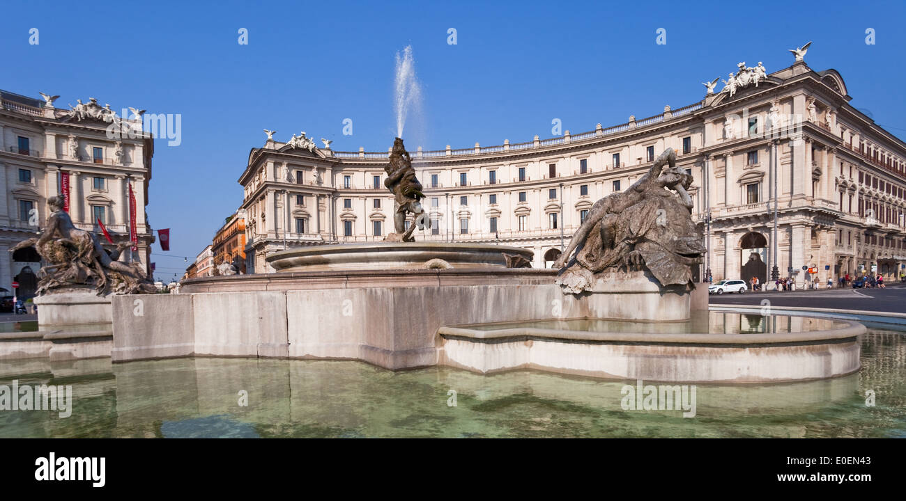 Fontana delle Naiadi, Rom, Italien - Fontana delle Naiadi, Rome, Italy Stock Photo