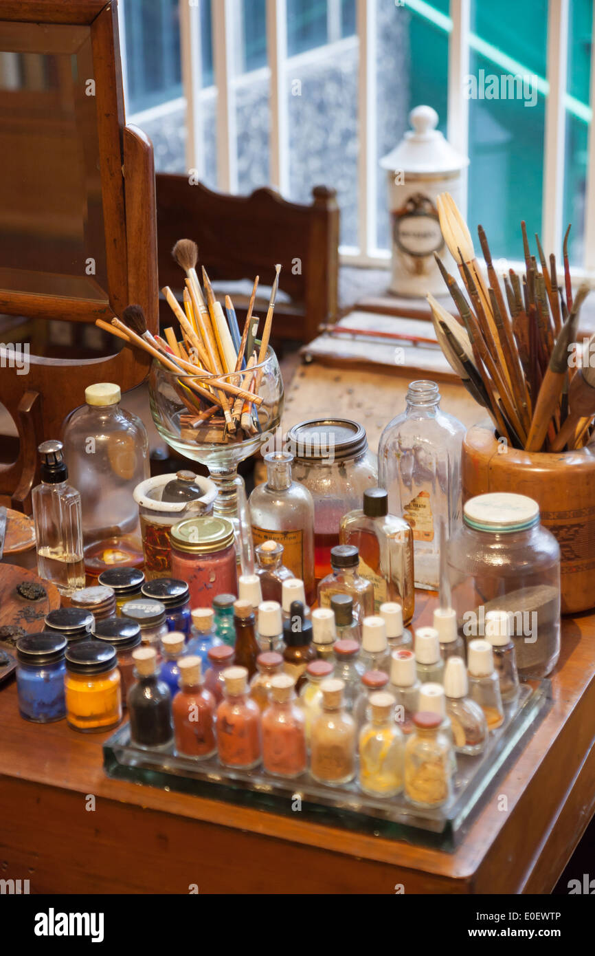 Collection of art supplies in the studio of the Frida Kahlo Museum 