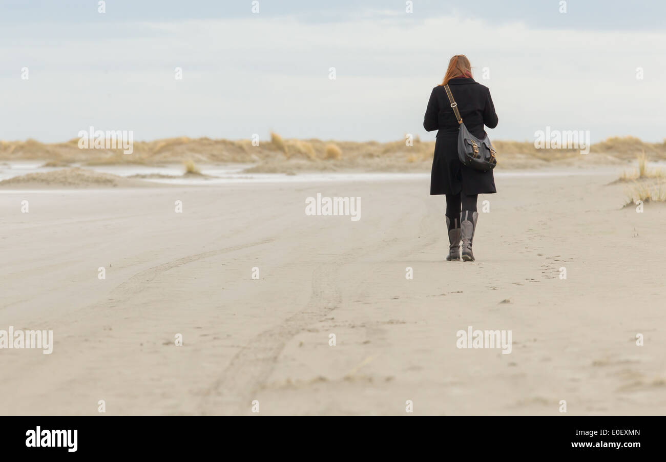 Woman alone beach spa hi-res stock photography and images - Alamy