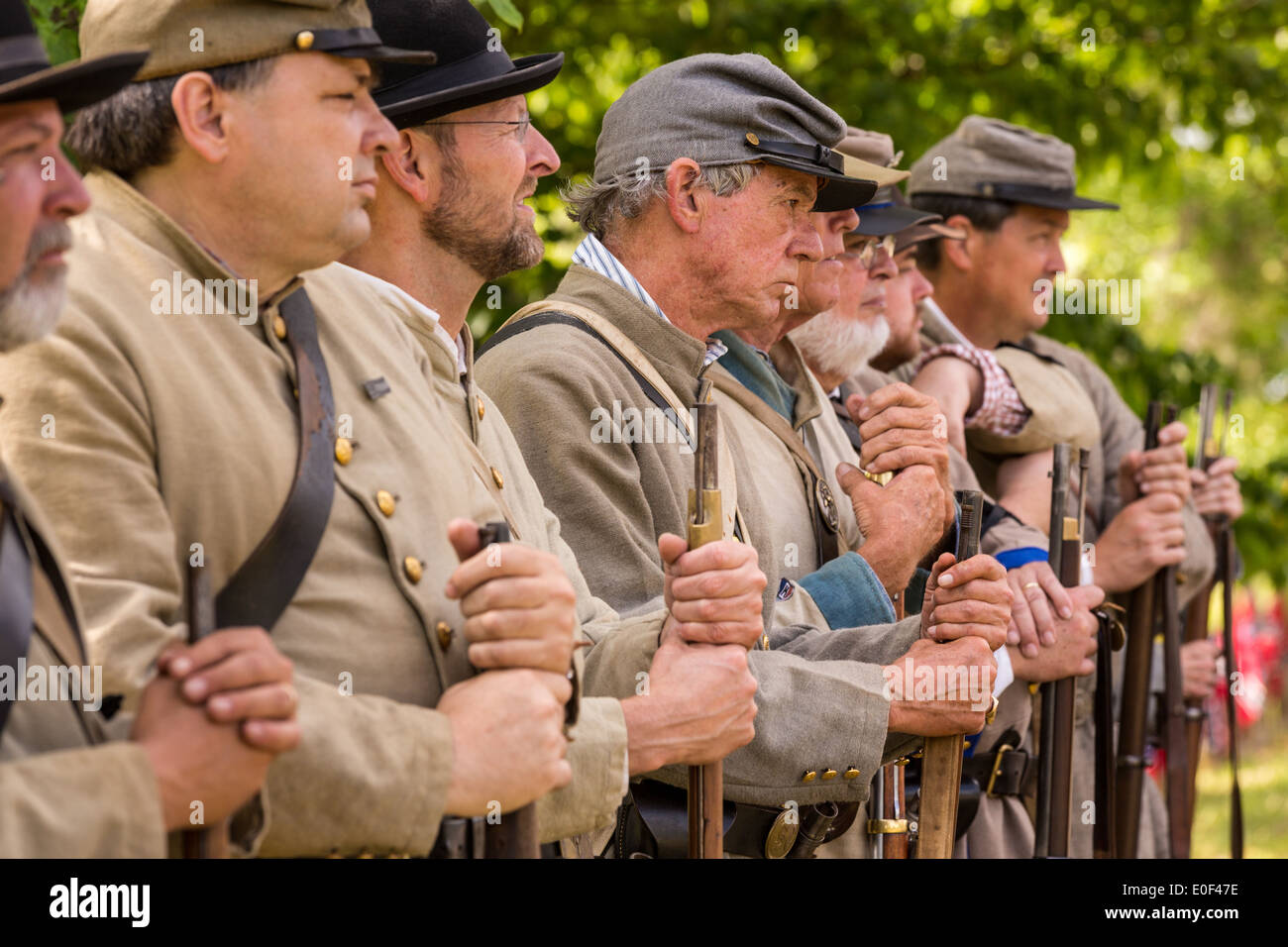 Confederate Soldiers Civil War High Resolution Stock Photography and ...
