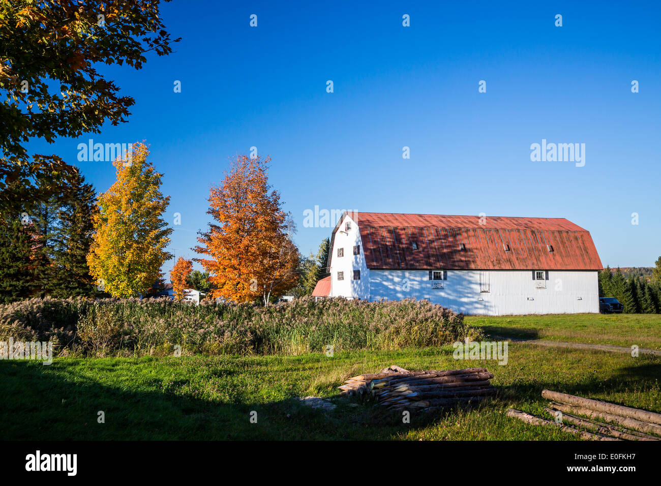 A large barn near the Eastern Townships village of Compton, Quebec, Canada. Stock Photo