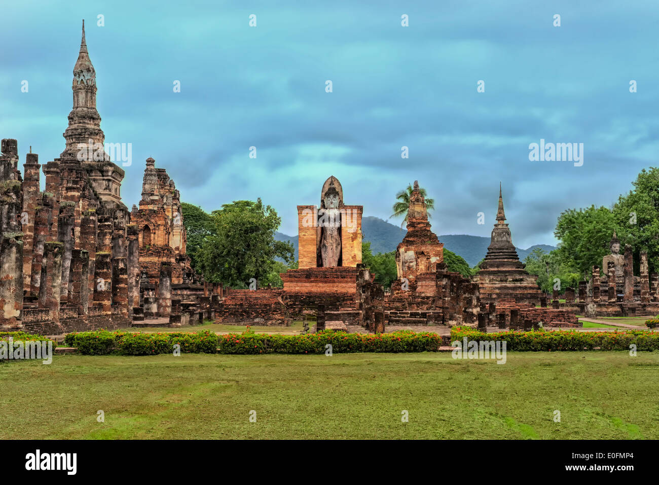 Wat Mahathat temple complex, Sukhothai Historical Park, Thailand Stock Photo