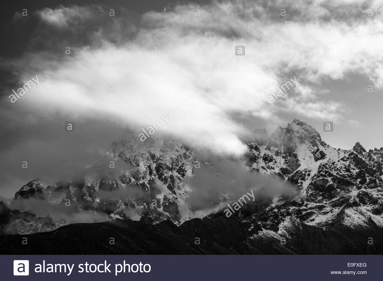 Himalaya Black and White Stock Photos & Images - Alamy