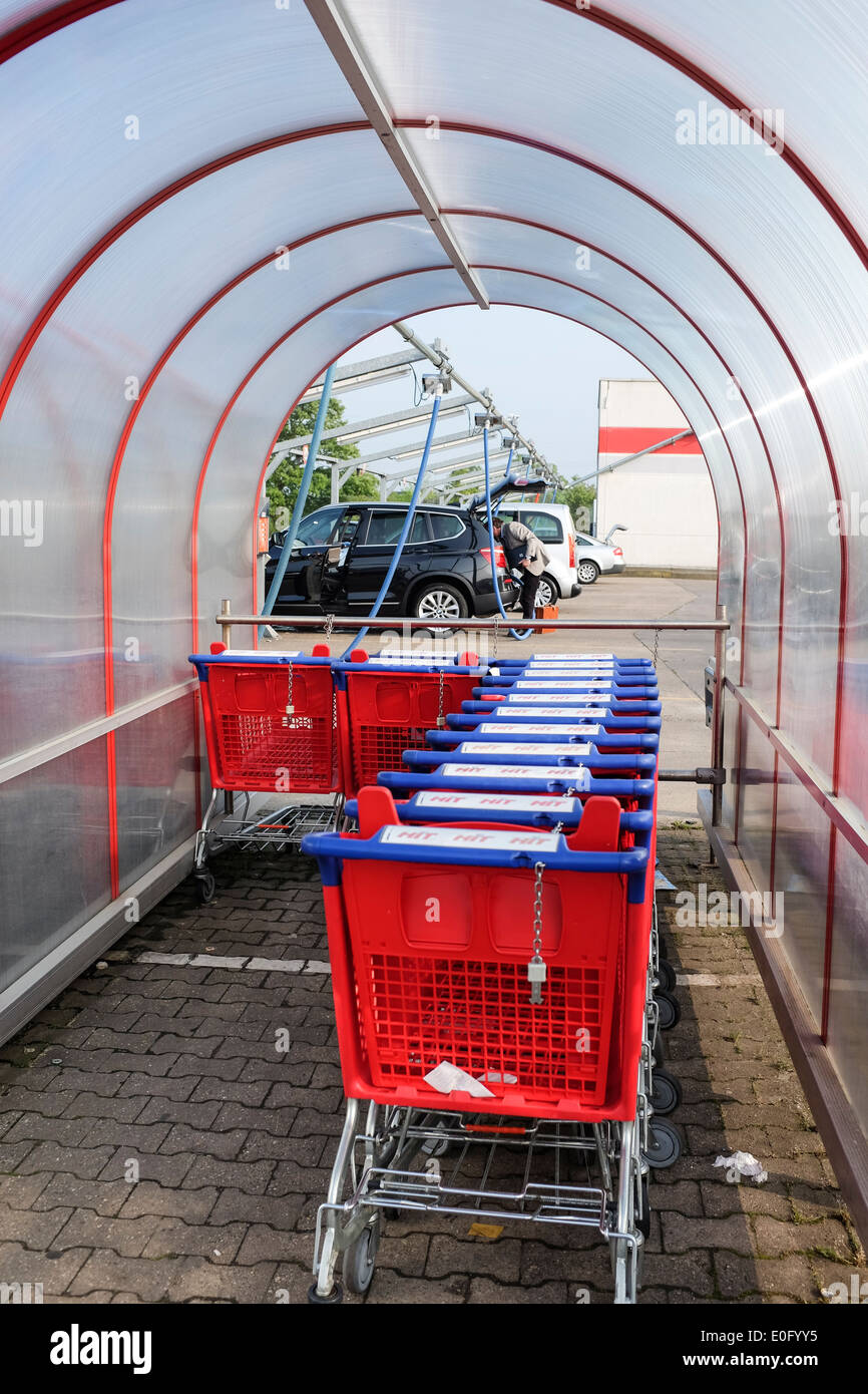 Supermarket shopping trolleys Cologne Germany Stock Photo Alamy