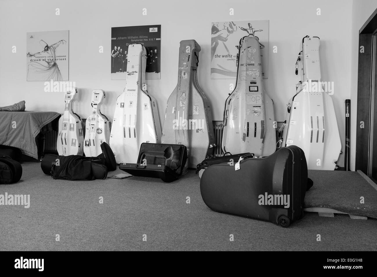 Musical instrument cases Black and White Stock Photos & Images - Alamy