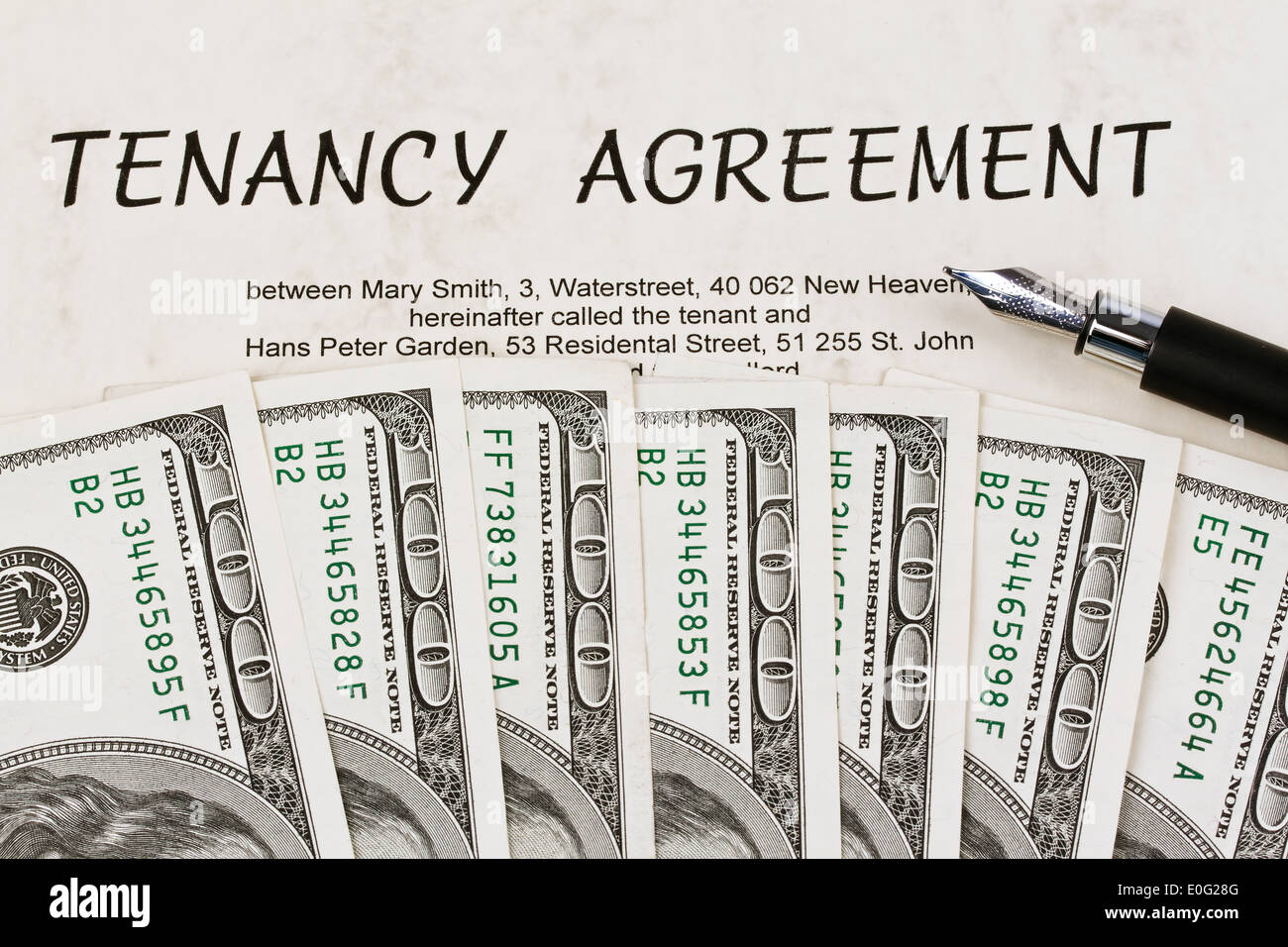 Dollar Of Bank Notes And English Hire Contract Dollar Geldscheine
