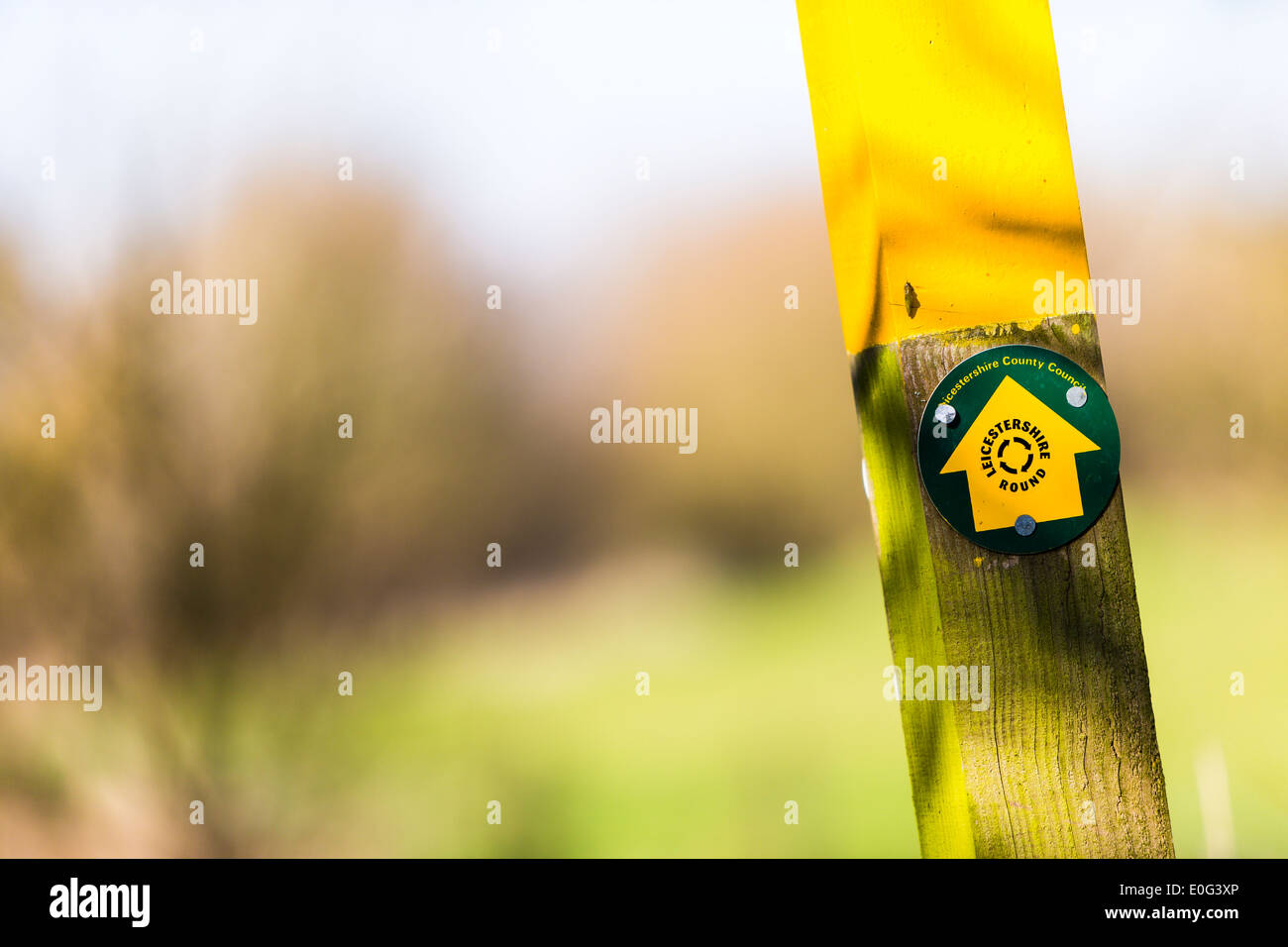 A Leicestershire County Council 'Leicestershire Round' Footpath direction sign at Cossington Meadows Stock Photo