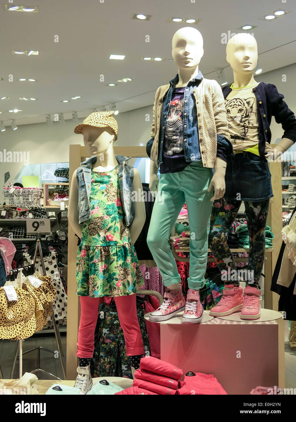 Woman's Department, Mannequins, H&M Clothing Store Interior in Times  Square, NYC, USA Stock Photo - Alamy