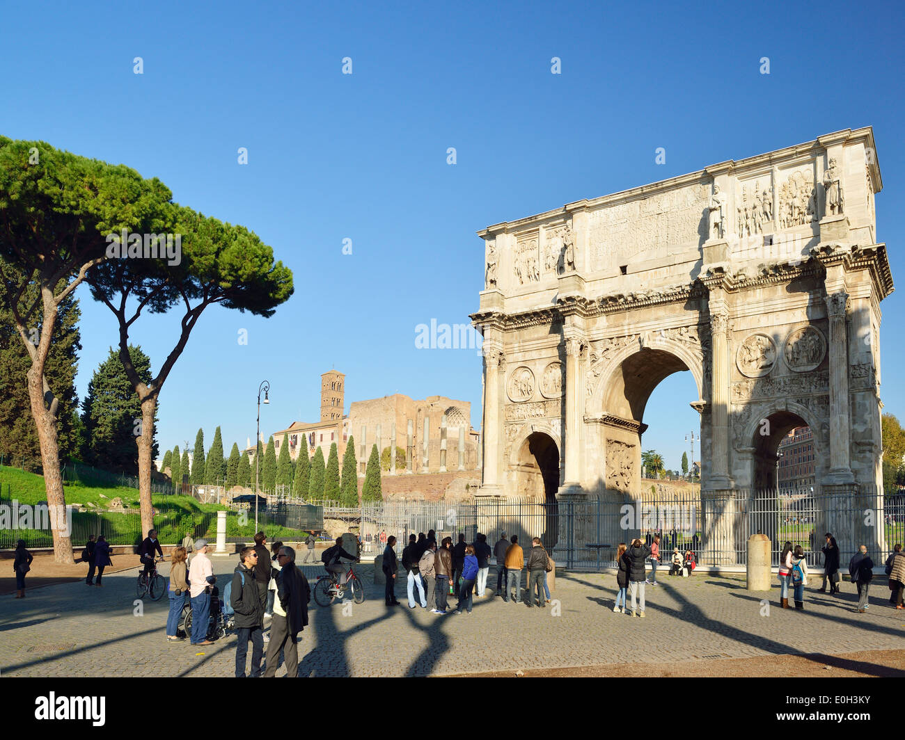 Arch of Constantine in front of Roman Forum, Arch of Constantine, UNESCO World Heritage Site Rome, Rome, Latium, Lazio, Italy Stock Photo