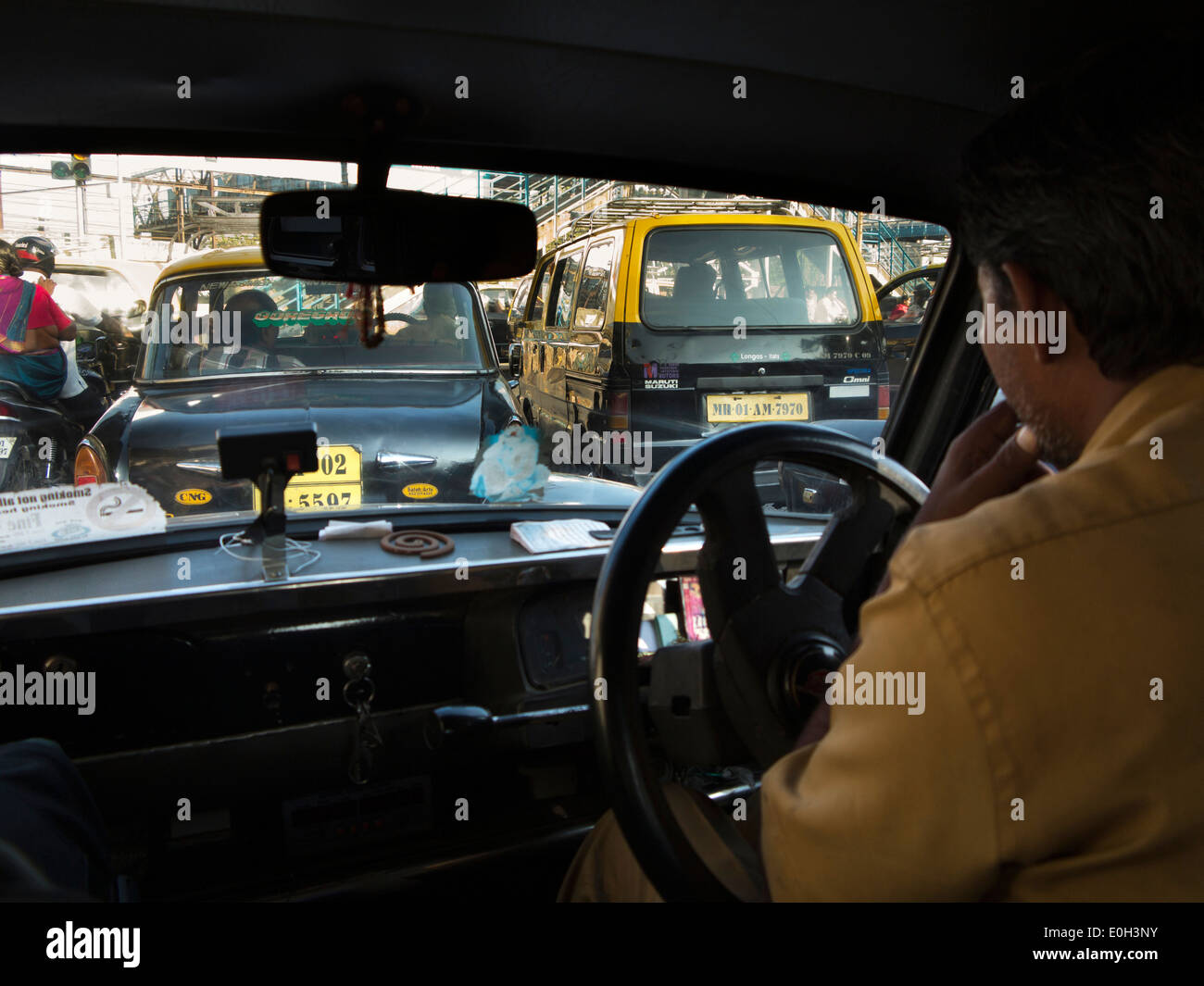India, Mumbai, view from taxi caught in city centre traffic jam Stock Photo