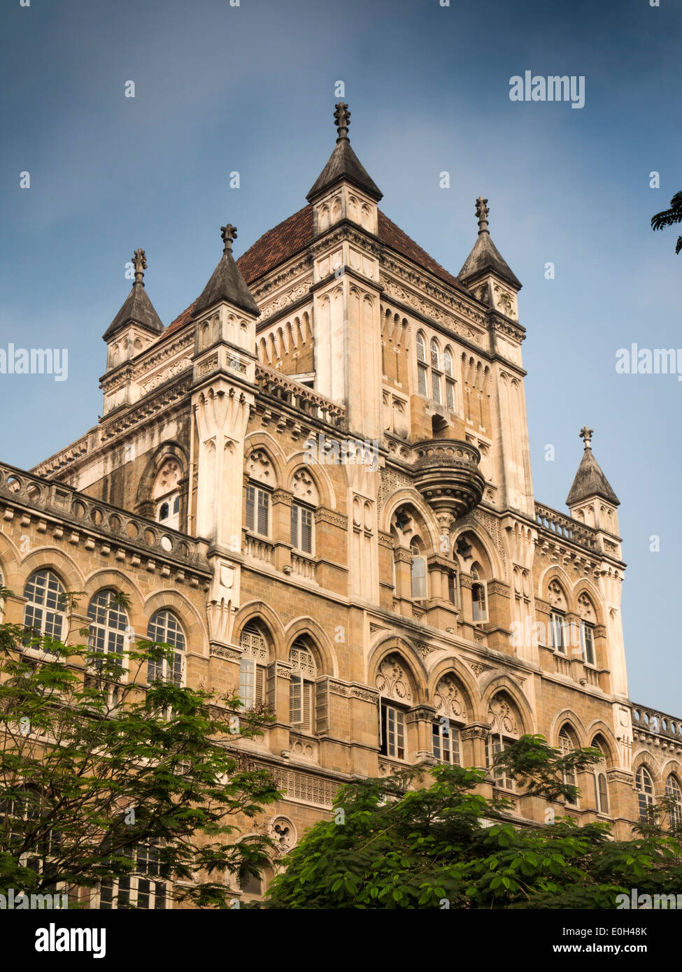 India, Mumbai, MG Road, Elphinstone College, of Bombay University Stock Photo