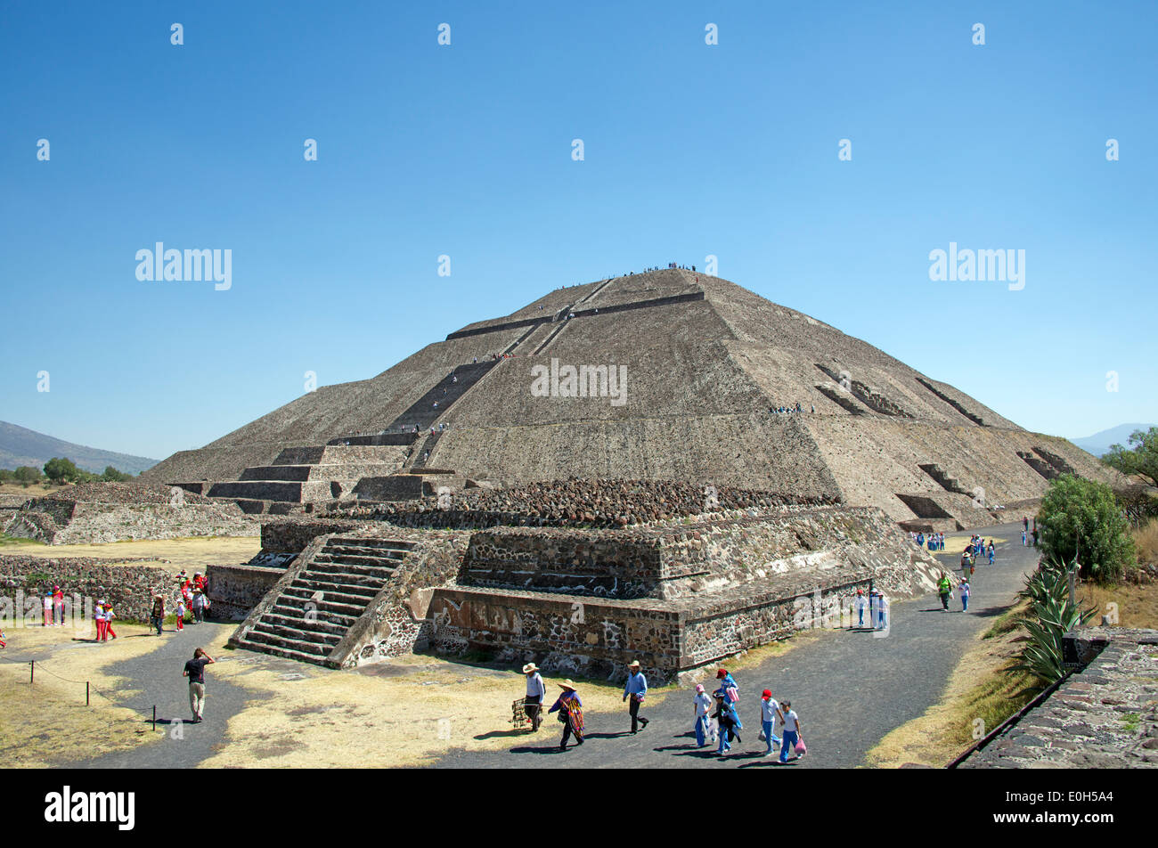Pyramid of the Sun with visitors arriving Teotihuacan Mexico Stock Photo