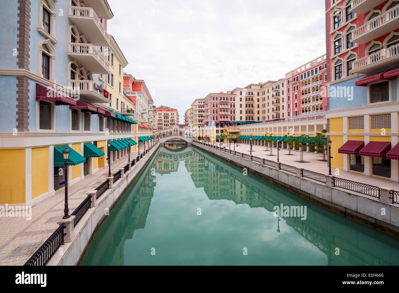 Qatar, Doha, Porto Arabia, the new Pearl property development Stock Photo