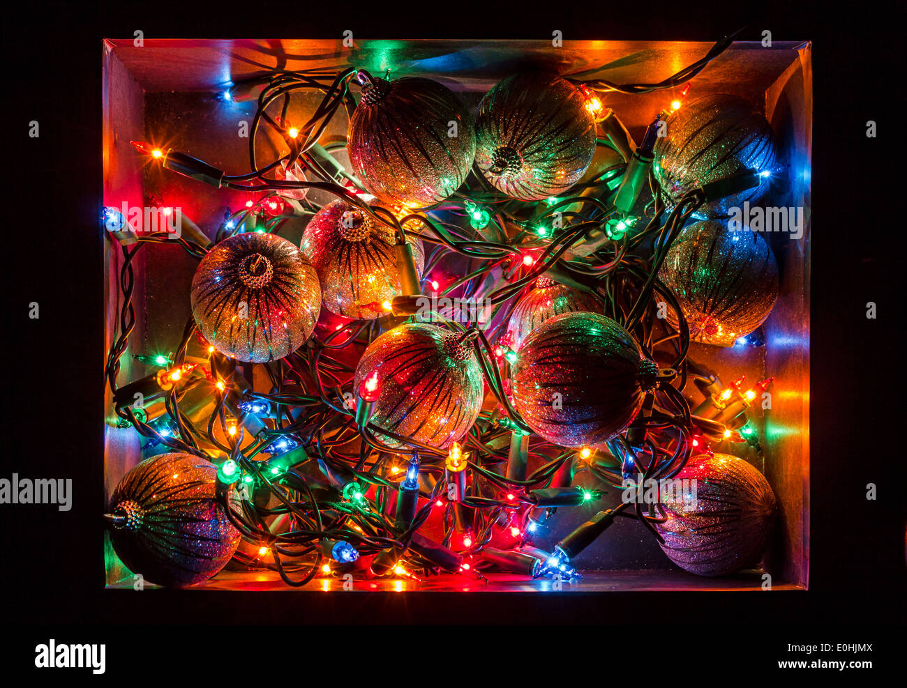 Tangled christmas lights hi-res stock photography and images - Alamy