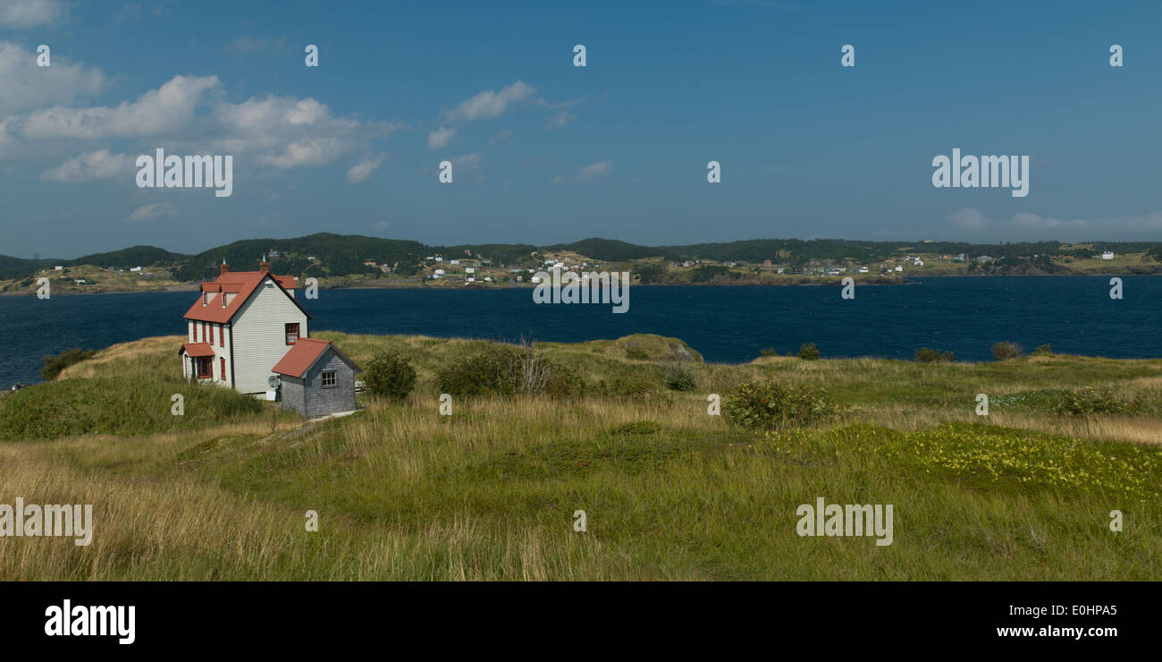 House along coast, Trinity, Trinity Bay, Bonavista Peninsula