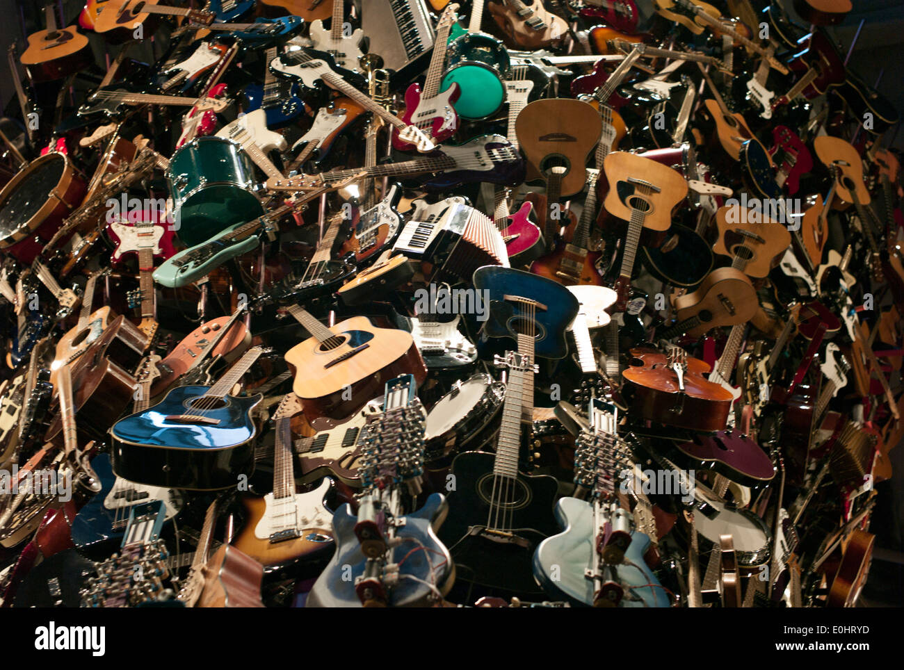 Page 6 - Emp High Resolution Stock Photography and Images - Alamy