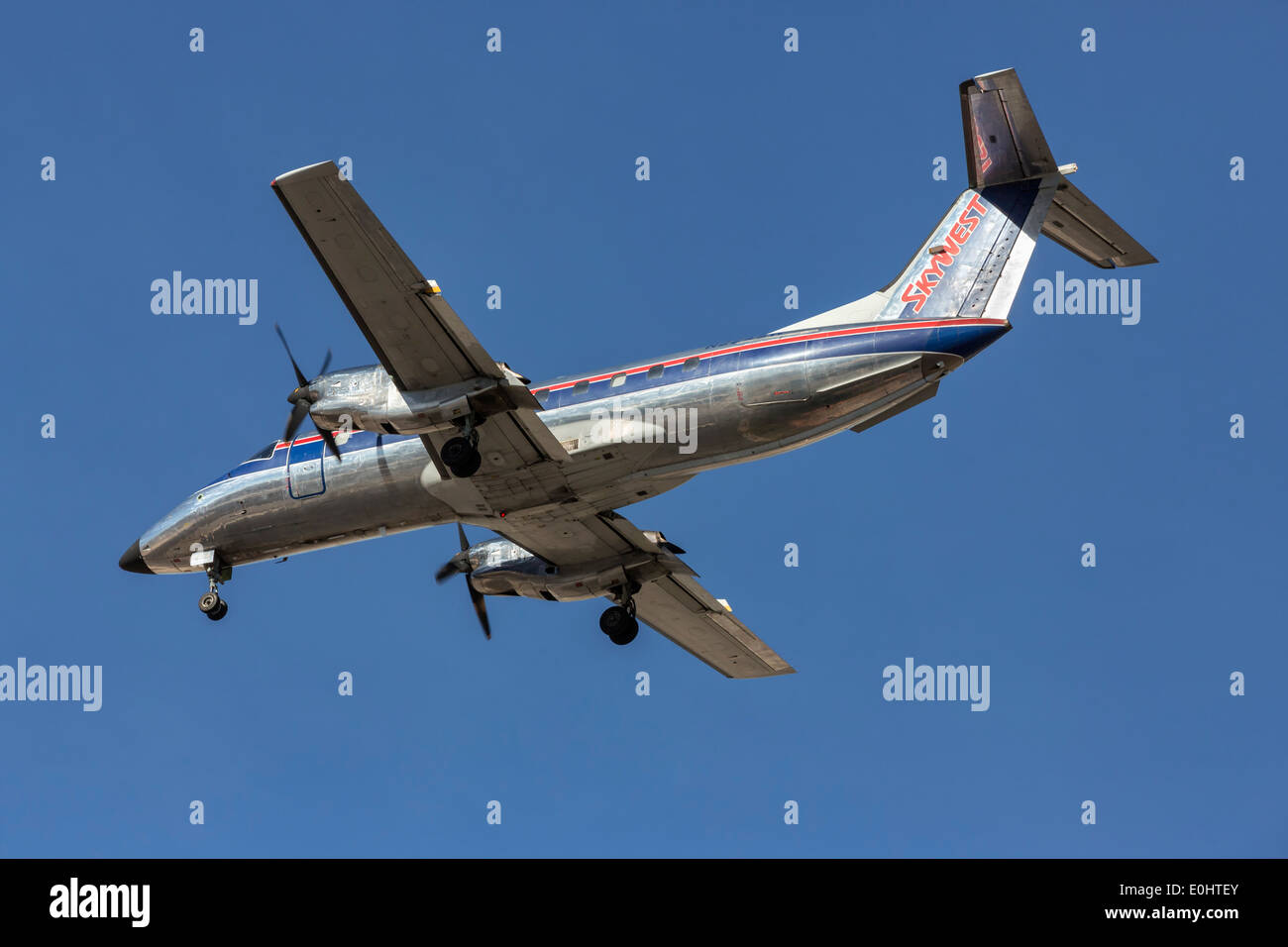 D-CAOB Air Omega Embraer EMB-120ER(FC) Brasilia Photo by Vincent