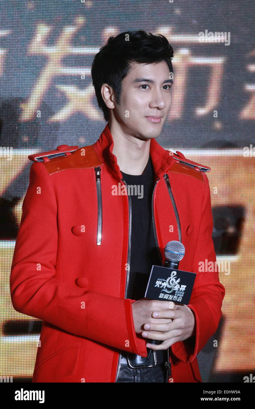 Beijing, China. 8th May, 2014. Singer Leehom Wang attends concert press ...