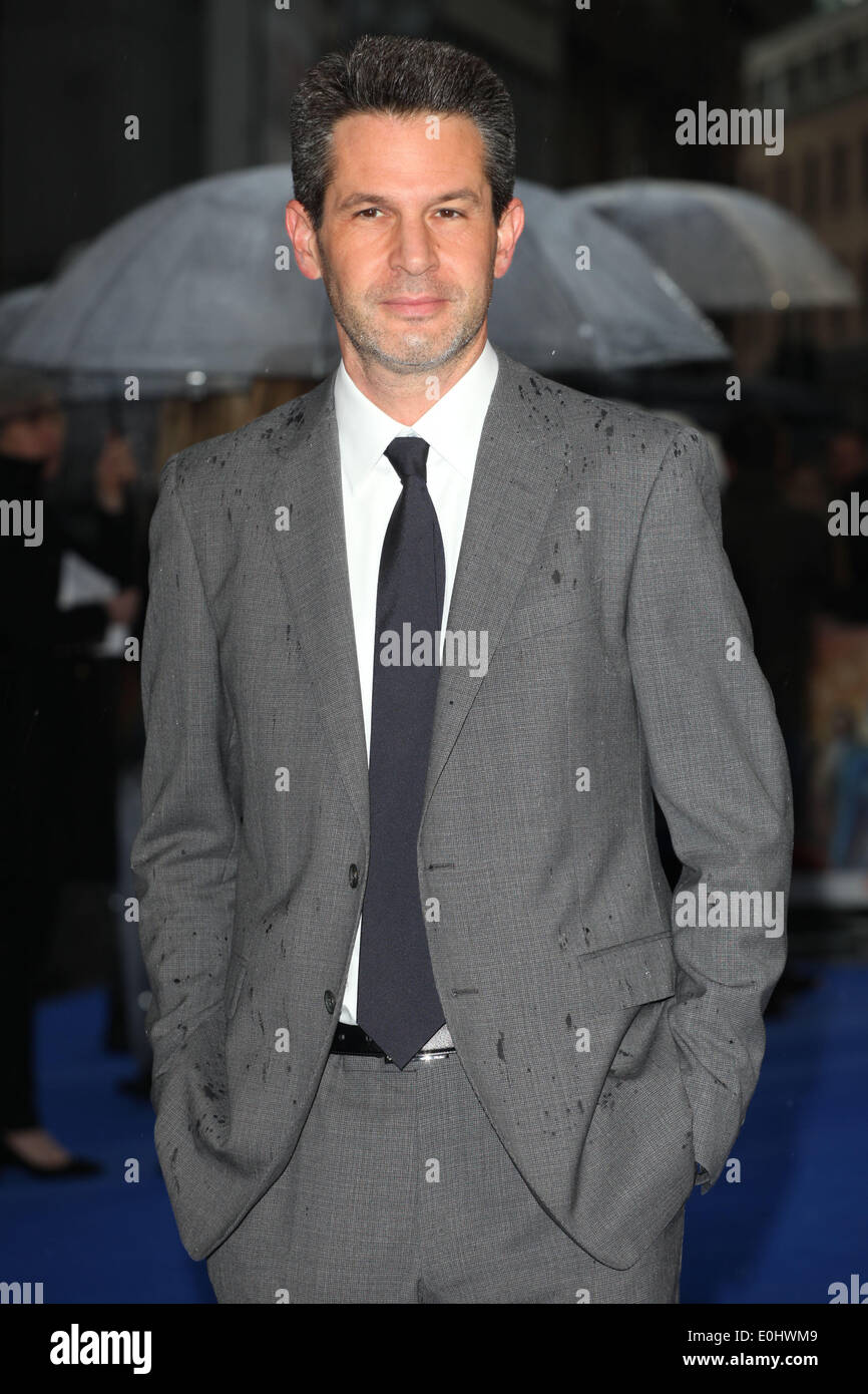 Simon kinberg hi-res stock photography and images - Alamy