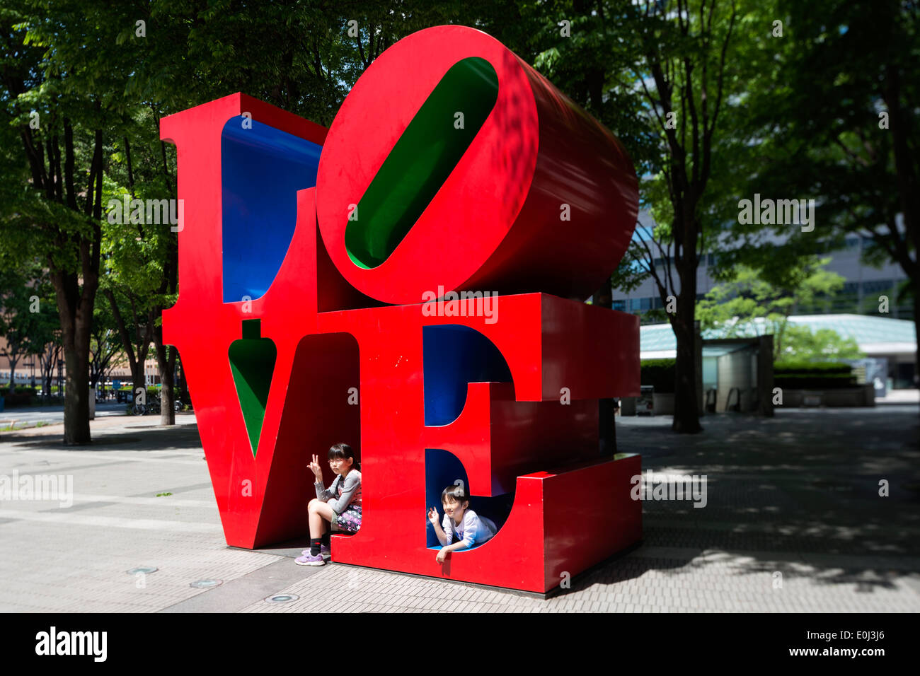 Robert Indiana's Love sculpture at I-land Tower, Tokyo, Japan Stock Photo