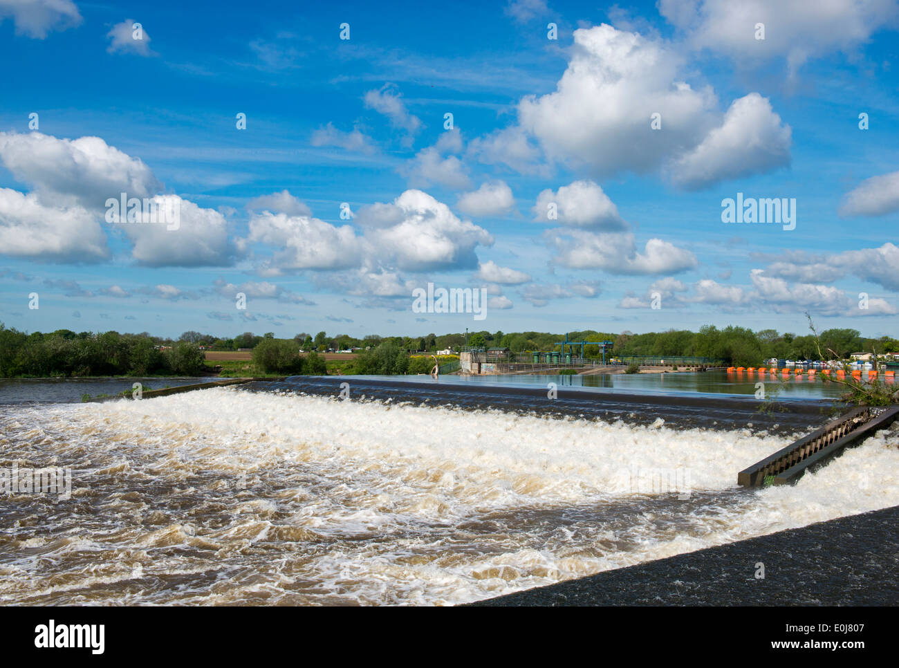 Beeston Weir, Nottingham England UK Stock Photo Alamy