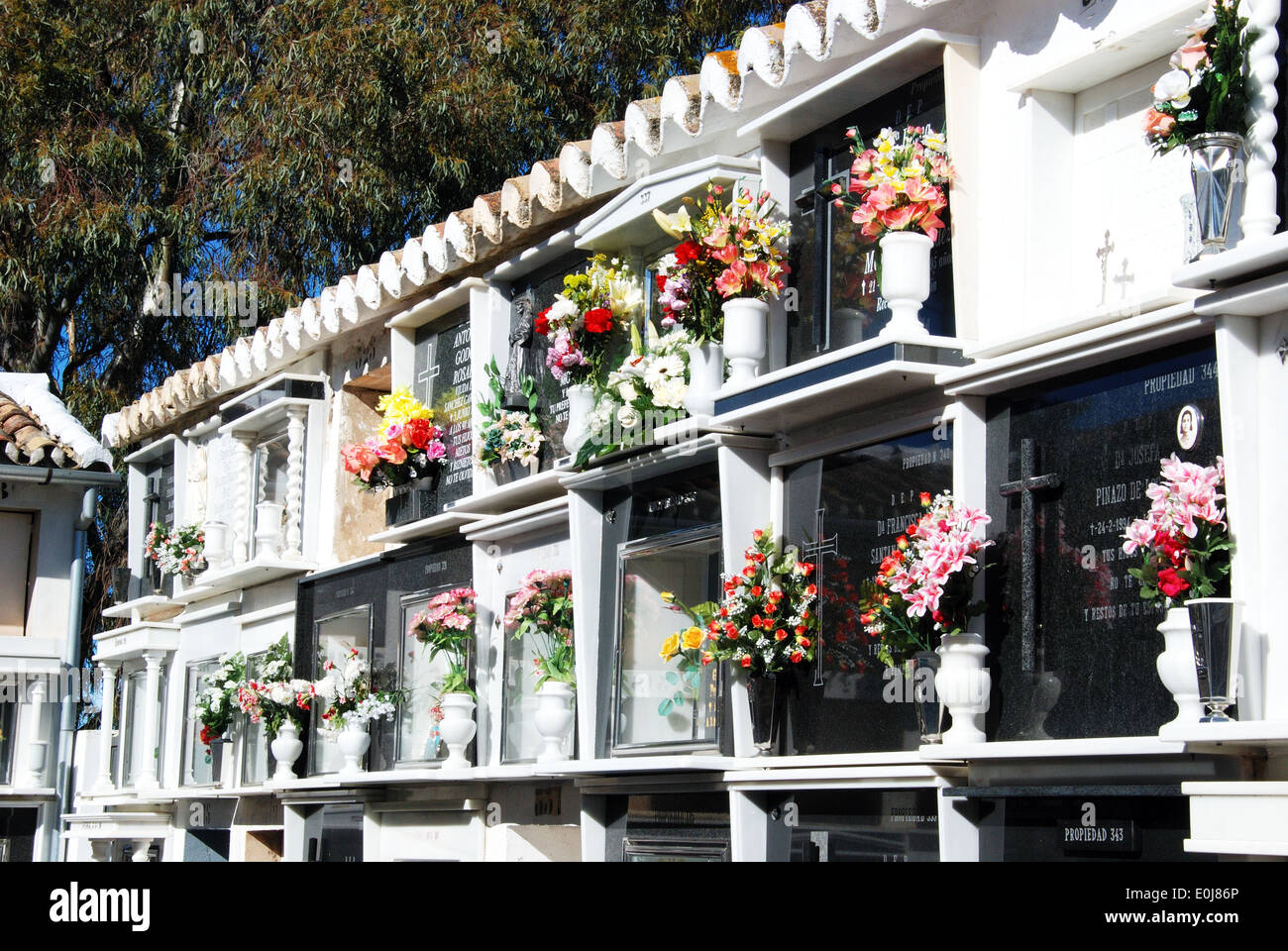 Cemetery andalucia spain hi-res stock photography and images - Alamy