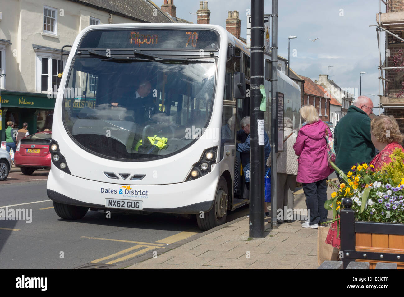 northallerton asian singles Northallerton (/ n ɔːr ˈ θ æ l ər t ən / nor-thal-ər-tən) is a market town and civil parish in the hambleton district of north yorkshire, englandit lies in the vale of mowbray and at the northern end of the vale of york. northallerton asian singles Northallerton (/ n ɔːr ˈ θ æ l ər t ən / nor-thal-ər-tən) is a market town and civil parish in the hambleton district of north yorkshire, englandit lies in the vale of mowbray and at the northern end of the vale of york.