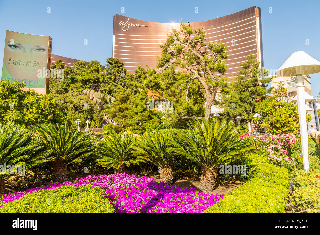 Louis Vuitton Store at the Wynn Esplanade at the Wynn Hotel and Casino  Editorial Stock Photo - Image of sign, america: 41782928