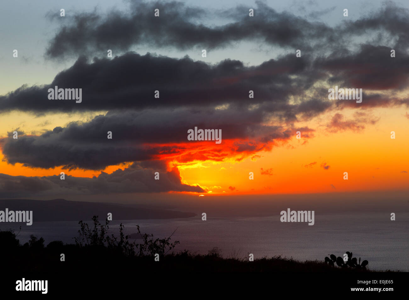 In the sky hawaii hi-res stock photography and images - Alamy