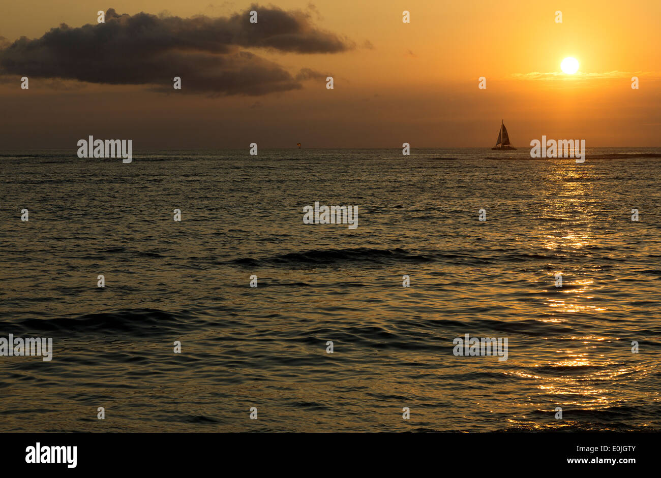 Hawaii Sunset Sail High Resolution Stock Photography and Images - Alamy
