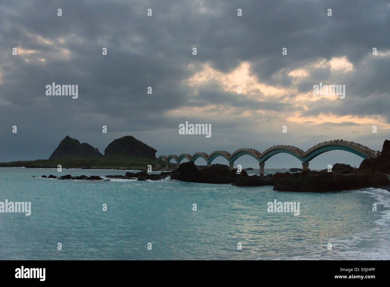 Eight arch bridge hi-res stock photography and images - Alamy